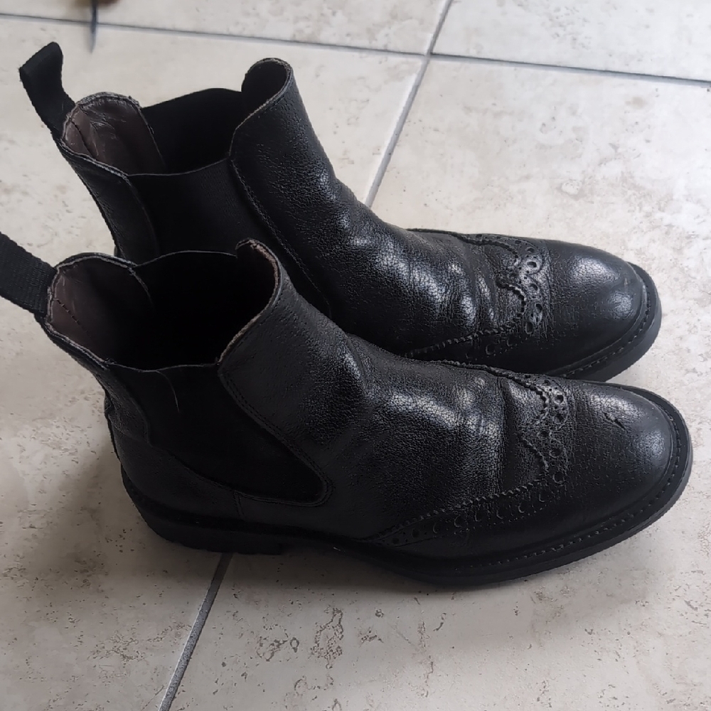 Women's Black Leather Ankle Boots